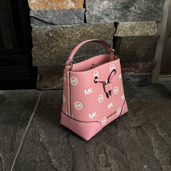 Michael Kors Mercer Small Logo Embossed Leather Bucket Bag - Picture 6 of 11